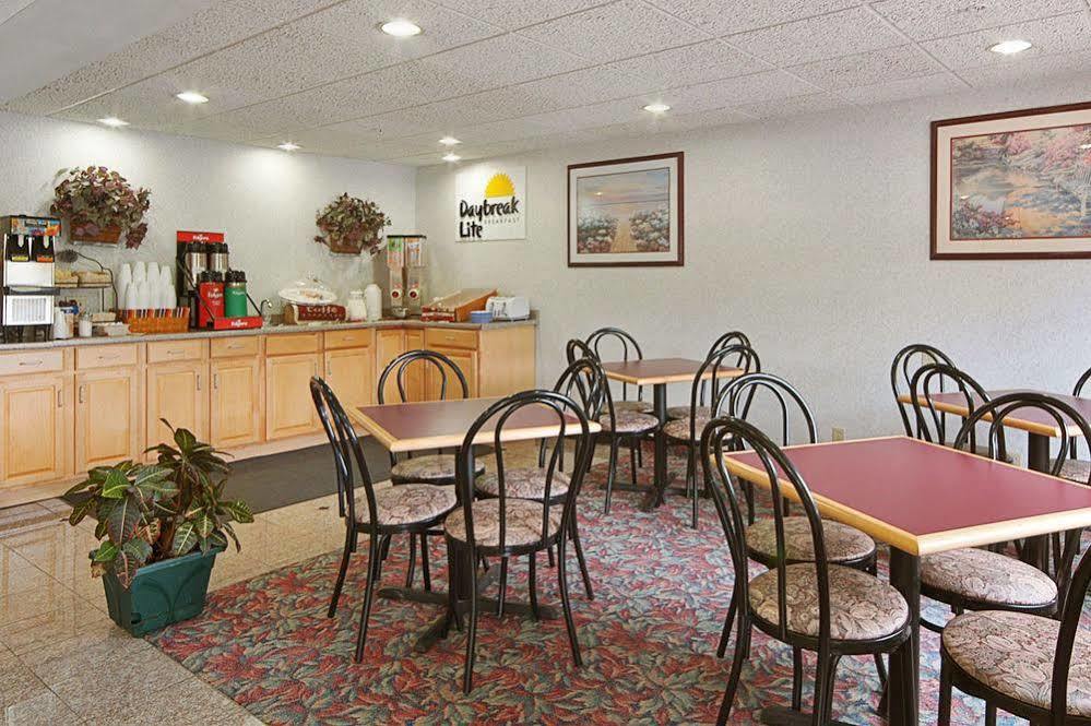 Days Inn By Wyndham Hornell Ny Restoran foto